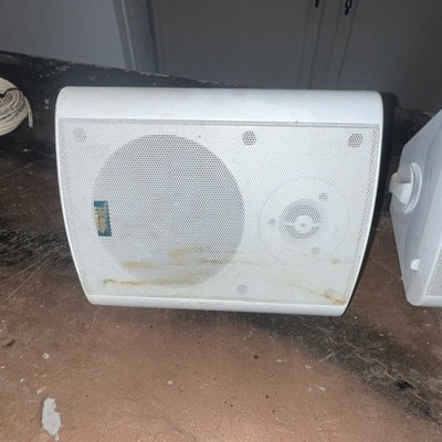 Triangular Wall Speakers Wired Banana Jack Inputs White Plastic Pair