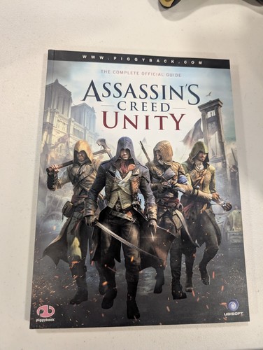 Assassin's Creed Unity The Complete Official Guide Book W/map - Picture 1 of 6
