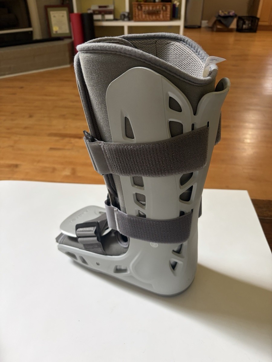 AIRCAST―MEDIUM Aircast AirSelect Walker Boot Medium Gray Walking Brace Medical