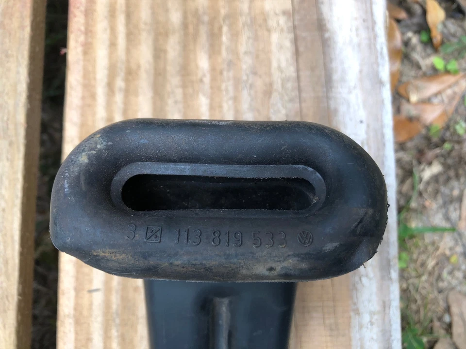 Volkswagen Super Beetle 1972 caja de aire fresco tubo de drenaje 113 819 533 Foto 3 de 4