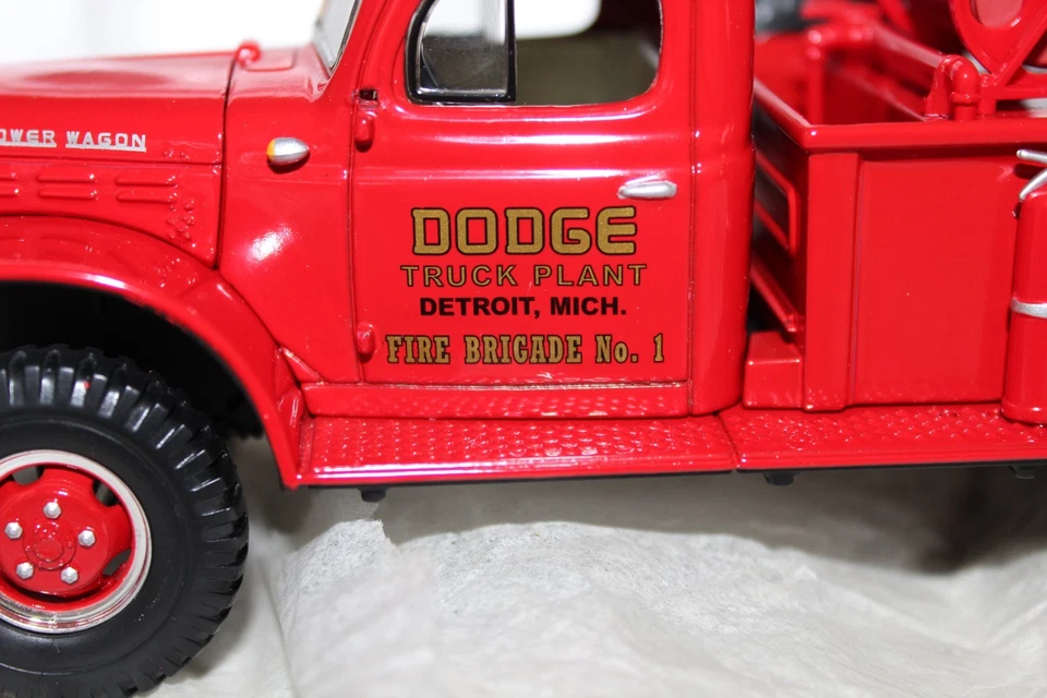FIRST GEAR Dodge Power Wagon Brush Fire Unit Dodge Truck Plant Fire Brigade No 1 - Image 3 of 4