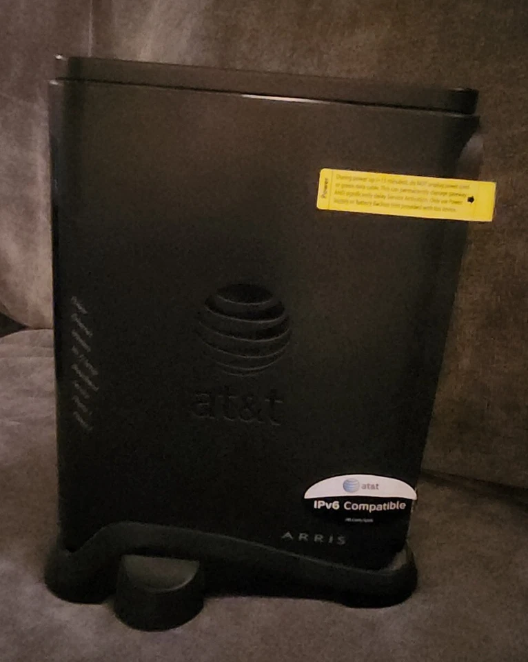 Router módem WiFi de banda ancha AT&T Arris NVG510 con adaptador Foto 2 de 4