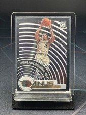 2020-21 Donruss Optic Basketball Giannis Antetokounmpo T-Minus 3 2 1 #15 