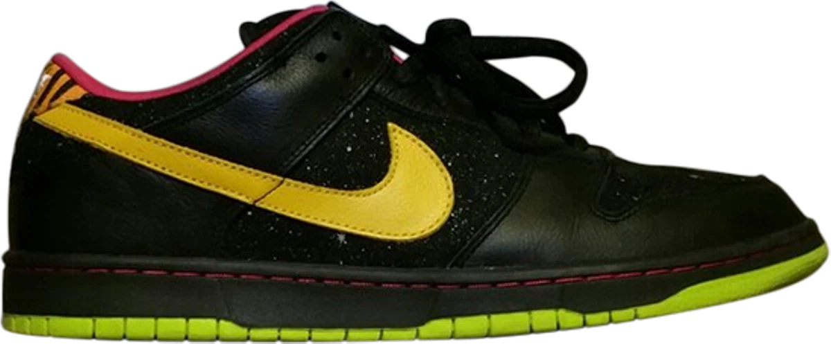Nike Dunk Low Premium SB Sneaker in Space Tiger Size 10 313170