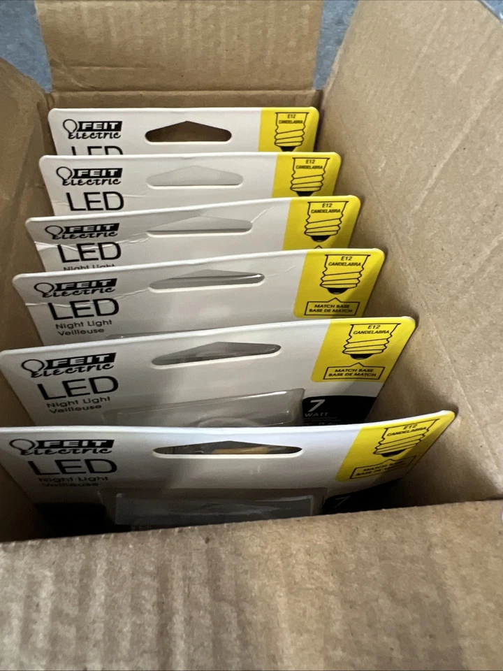 6-4 Packs Get Bulbs BP7C7/850/LED/4 0.6W 7W Eq 30 Lumen Candela Base LED... - Image 2 of 3