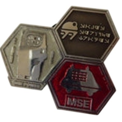 Disney Trading Pin 144103 STAR WARS Connect Spire Galaxy's Edge DROID DEPOT