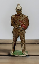 Vintage Barclay Manoil Lead Figure Knight w/ Full Armor Sword  Shield 3.25"H