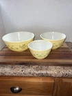 Vintage Pyrex Shenandoah Mixing Bowls