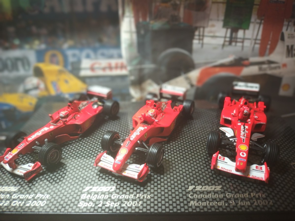 1/43 Michael Schumacher Ferrari Triple Champion set 