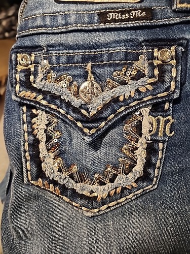 Miss Me Girls Cuffed Capri Jeans Size 14 Embellished Pocket Stretch Blue Denim - Picture 9 of 13