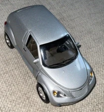 Boley Corp 1:32 Diecast 2000 Daimler PT Cruiser Pull and Go Tested