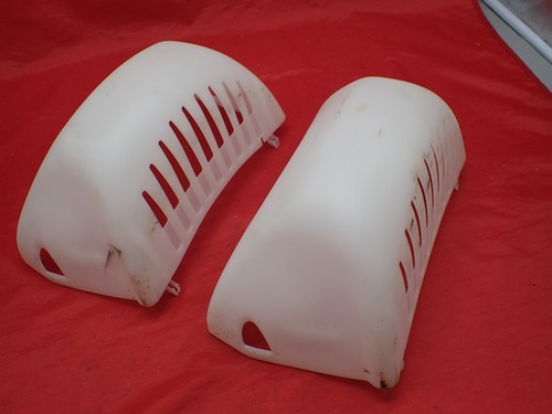 Liftmaster Garage Door Opener Model 3850P Light Covers Lot of 2
