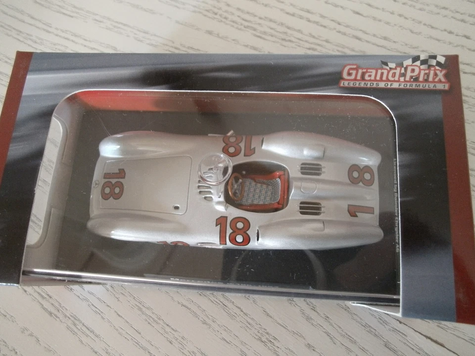 Mercedes W 196 Juan Fangio Atlas Editions 1:43 Modellauto F1 Race Car Grand Prix - Bild 4 von 4