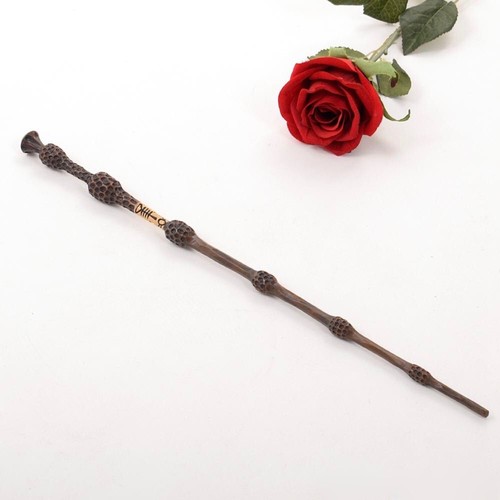 Baguette Wand DUMBLEDORE Métal/résine + Boite + Carte Hogwarts. - Zdjęcie 2 z 7