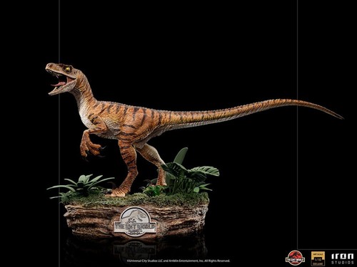IRON STUDIOS The Lost World Jurassic Park Velociraptor DELUXE 1/10 Scale Statue - Picture 2 of 11