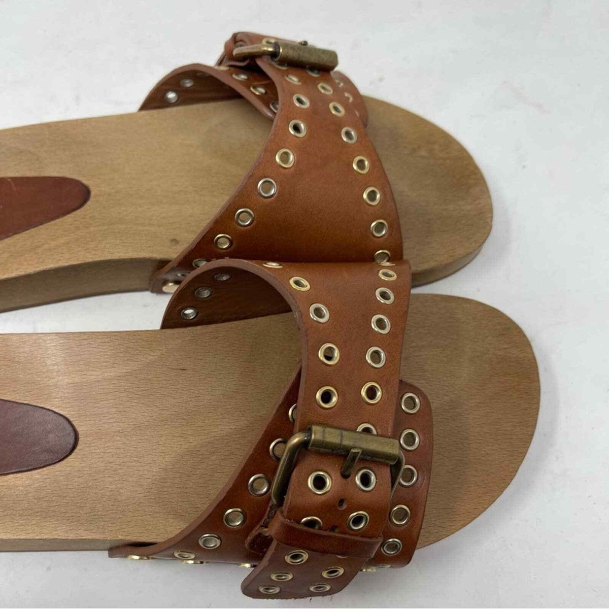 【Isabel Marant】 Jaso embellishedレザーサンダル ISABEL MARANT Jaso Embellished Leather Slides in Brown