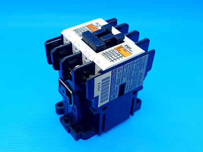 Fuji electric SC-4-0  Wendeschütz Reversing Contactor Schütz 110V Inkl. MwSt