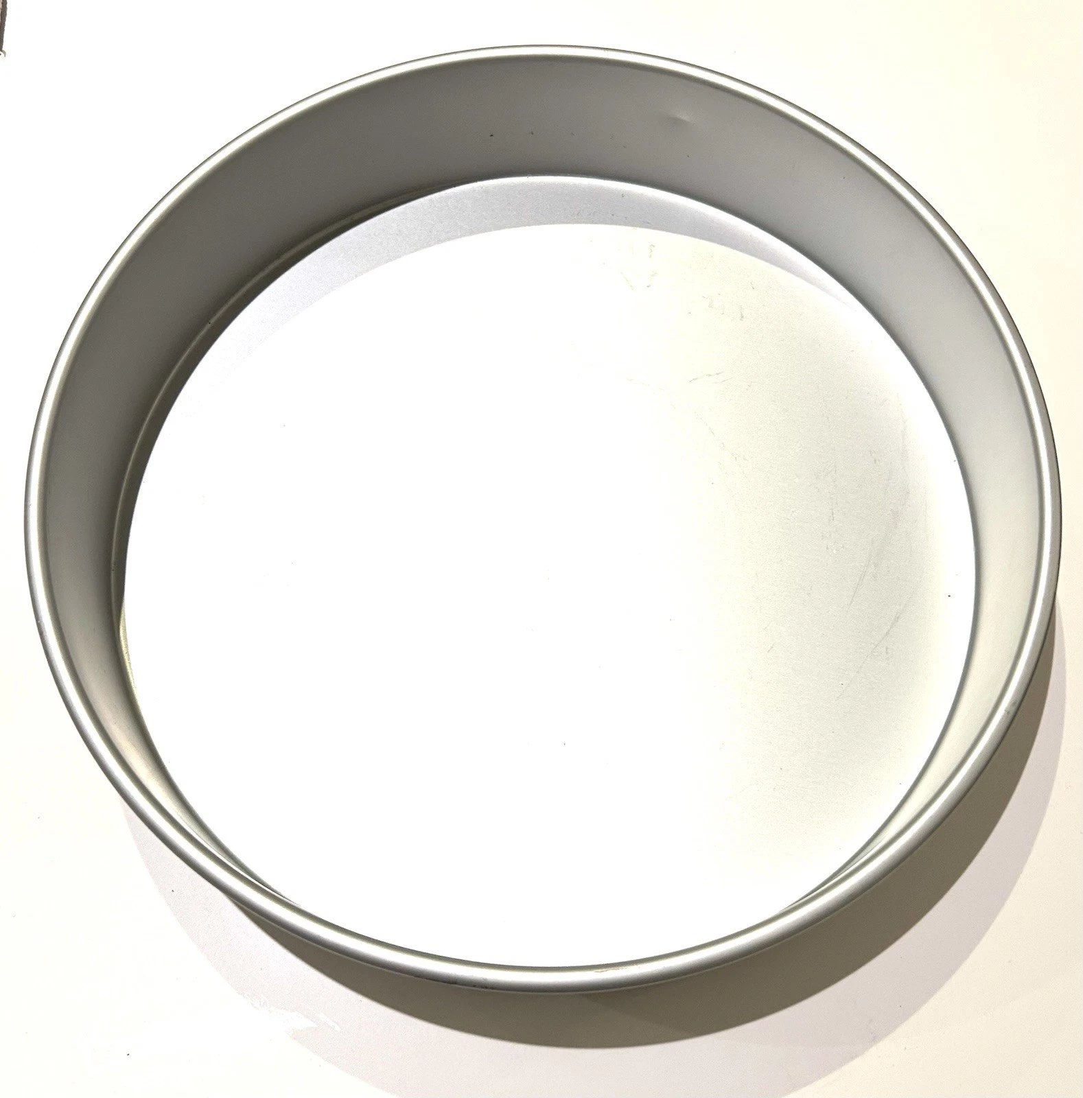 NEW Mich Turner Little Venice Round 14”x3” Professional Grade Anodised Cake Pan