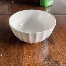 Royal Worcester - Warmstry - White - Sugar Bowl - Open - 77740G + FREE GIFT