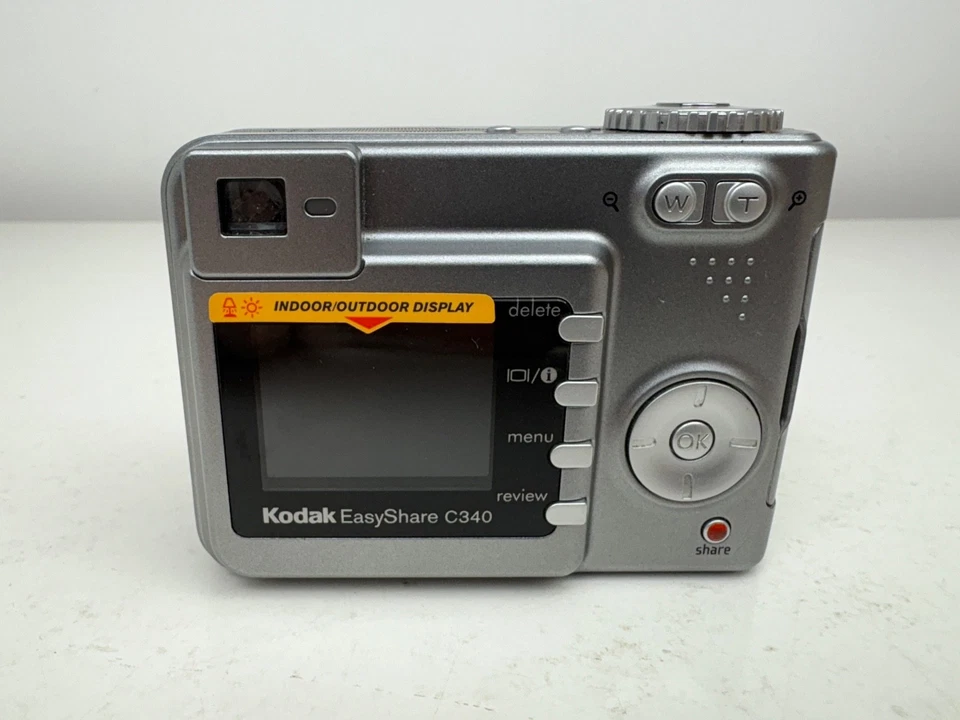 Kodak EasyShare C340 5MP Digital Camera 3x Zoom Silver Faulty battery department - Image 3 of 4