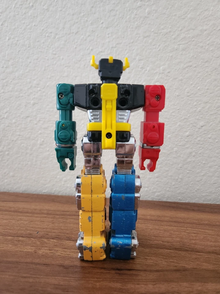 Vintage Voltron III 6" Miniature Lion Diecast  Japan Matchbox Bandai TOEI Read D - Image 4 of 4