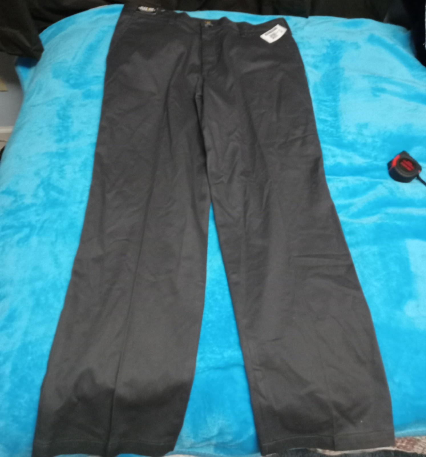 NWT Lee Total Freedom Black Flat Front Relaxed Fit Pants 34 X 30