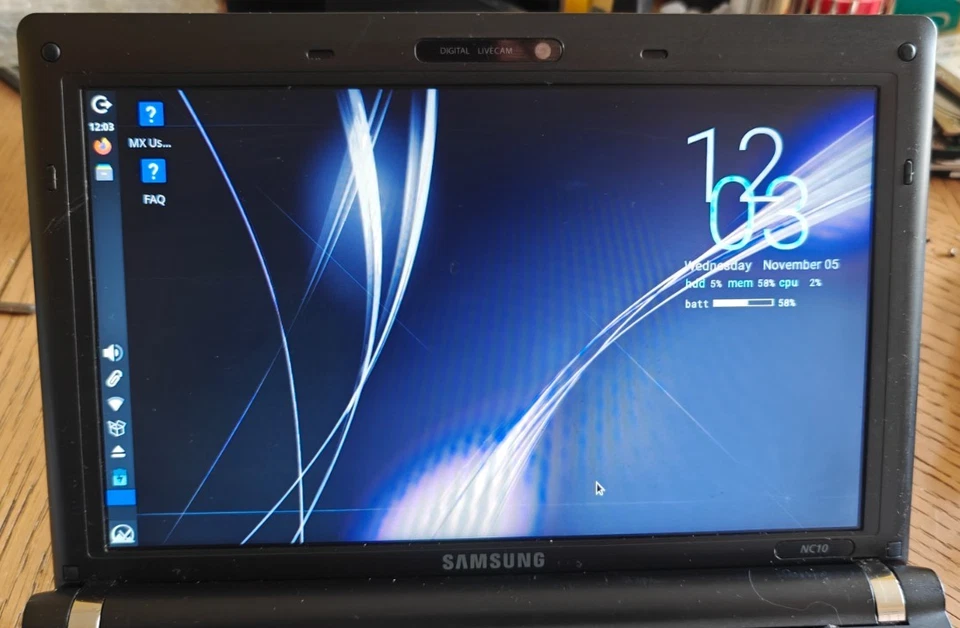 Samsung NC10 Laptop Netbook Webcam Office Working 2h Battery Linux Cheap - Image 3 of 4