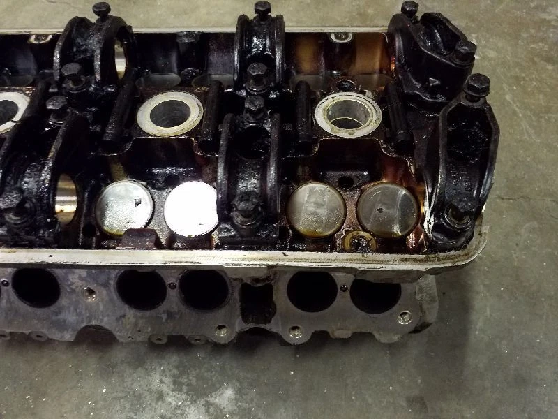 Culata conductor izquierdo con válvulas | Se adapta a Mercedes Benz 500SEL 1992-1993 Foto 2 de 4