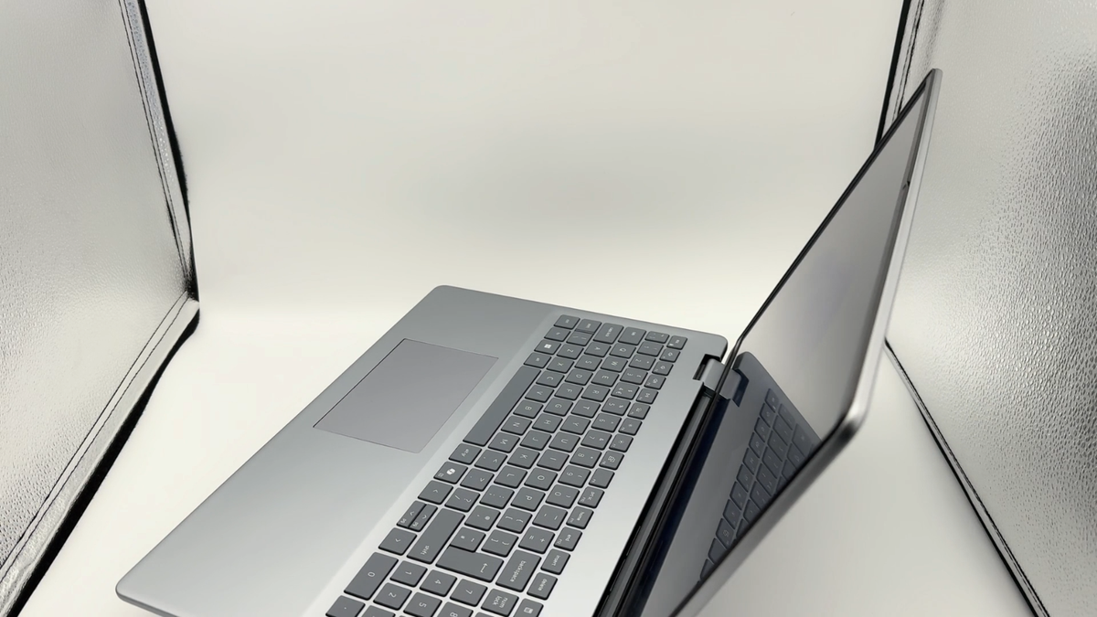 DELL Inspiron 16 5645 Ryzen 7 5.1ghz, 64GB Ram,2TB SSD, 16