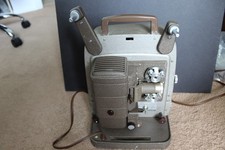 Bell  Howell 253 RV 8mm Movie Projector Working light w/Spare bulb