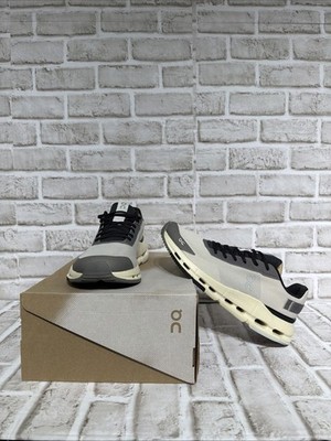 On Cloud Cloudnova Form 2 OC White/Black Grey Running Men s Shoes Sz 9.5 New