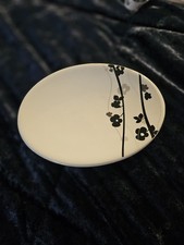 White Ceramic Soap Dish With Floral Pattern