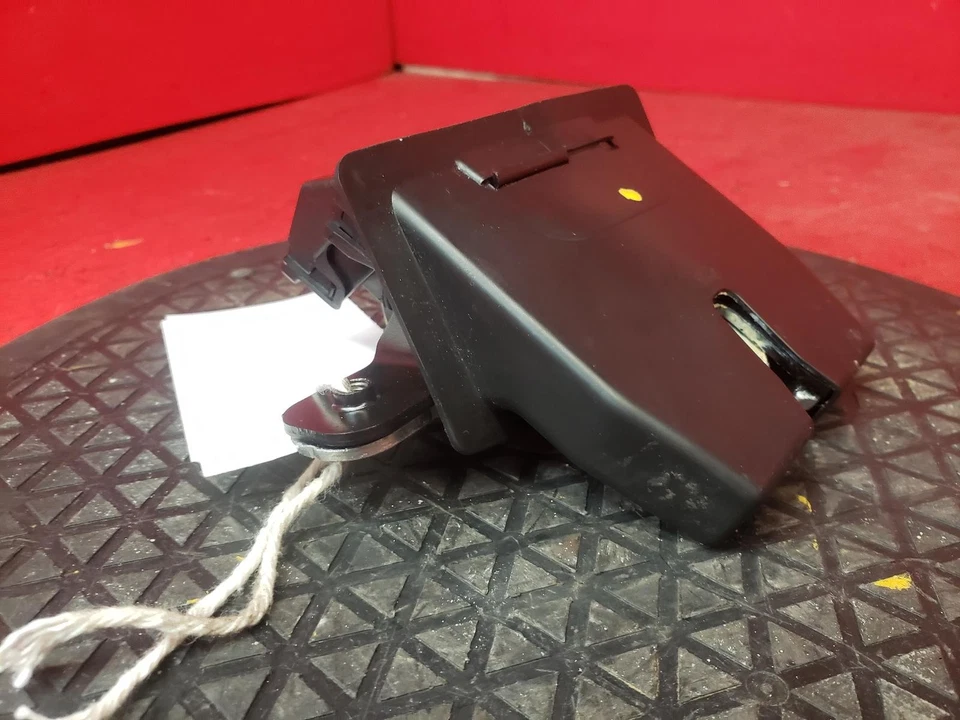 FORD FIESTA BLOQUEO MALETERO/PUERTA TRASERA 2013 Foto 4 de 4