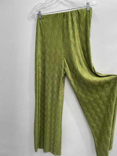 ASTR The Label Women's Avacado Green Wide Leg Plisse Pants Size Medium - Picture 12 of 17