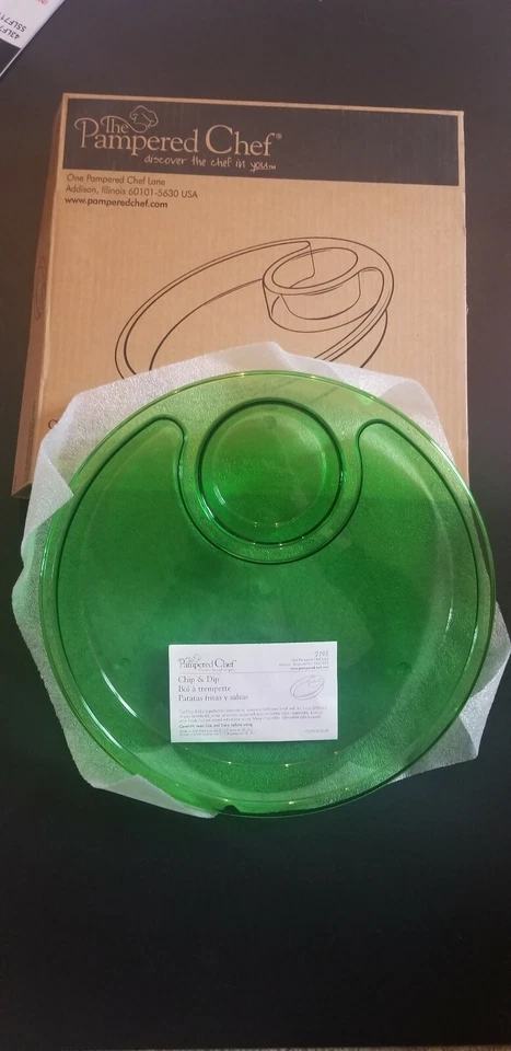 Pampered Chef Chip & Dip Green Serving Bowl Party Guest Tray # 2793 Retired New - Image 2 of 3