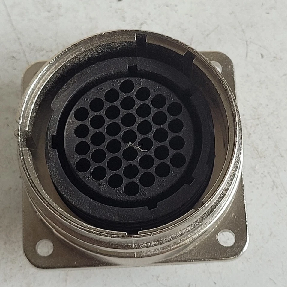 TE Connectivity CIRCULAR CONNECTOR 37-Contacts Socket, Male, Straight 208473-1 - Image 3 of 4