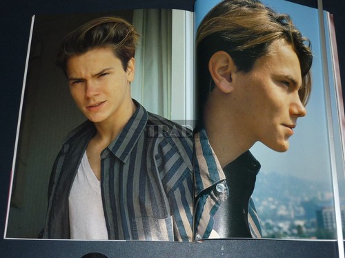 RIVER PHOENIX Screen Special Edition 2003 JPN Photo Book "Legend of River" rare - Picture 8 of 12