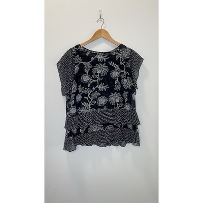 CAbi Hybrid Blouse Floral Ruffle Hem Flutter Sleeve 5355 Navy Blue Black Large L