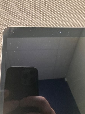 USED*** Apple iPad Pro 10.5-inch (2017) A1852 64 GB, Wi-Fi + 4G