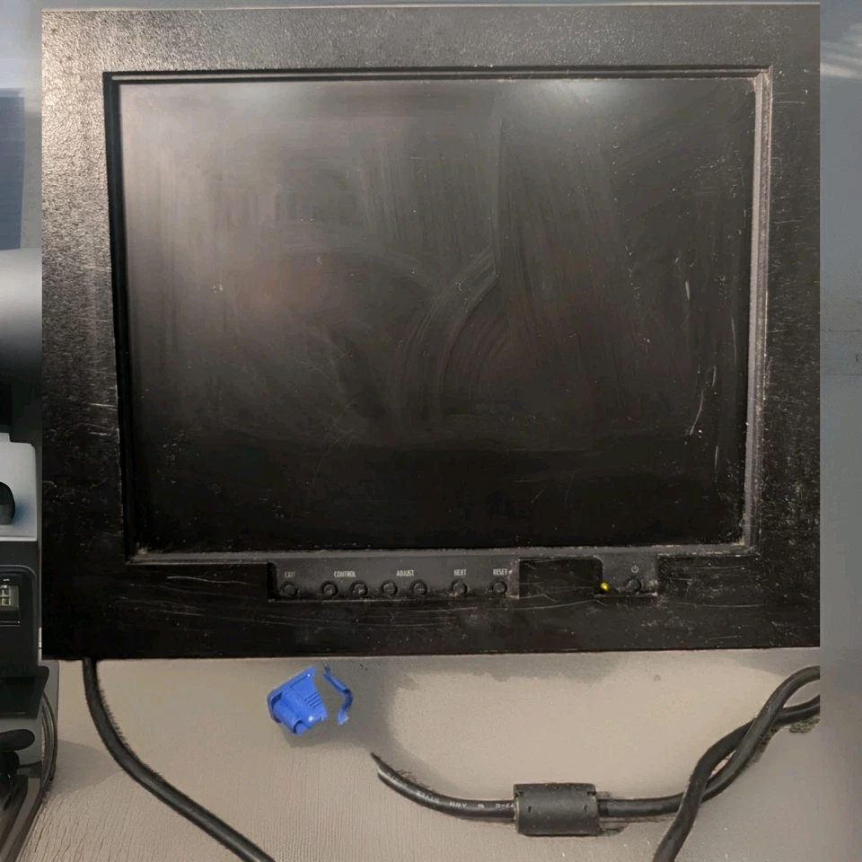 Working NEC LCD Monitor MultiSync - Image 3 of 4