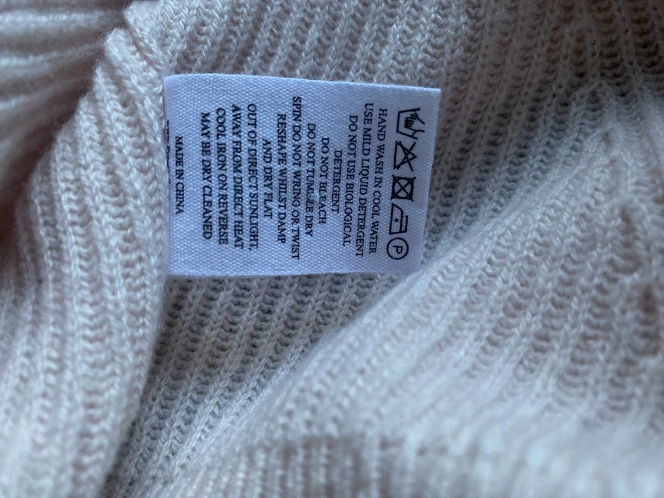 Wool & cashmere Pink V Neck Cardigan, UK 16 Pure Collection - Image 4 of 4