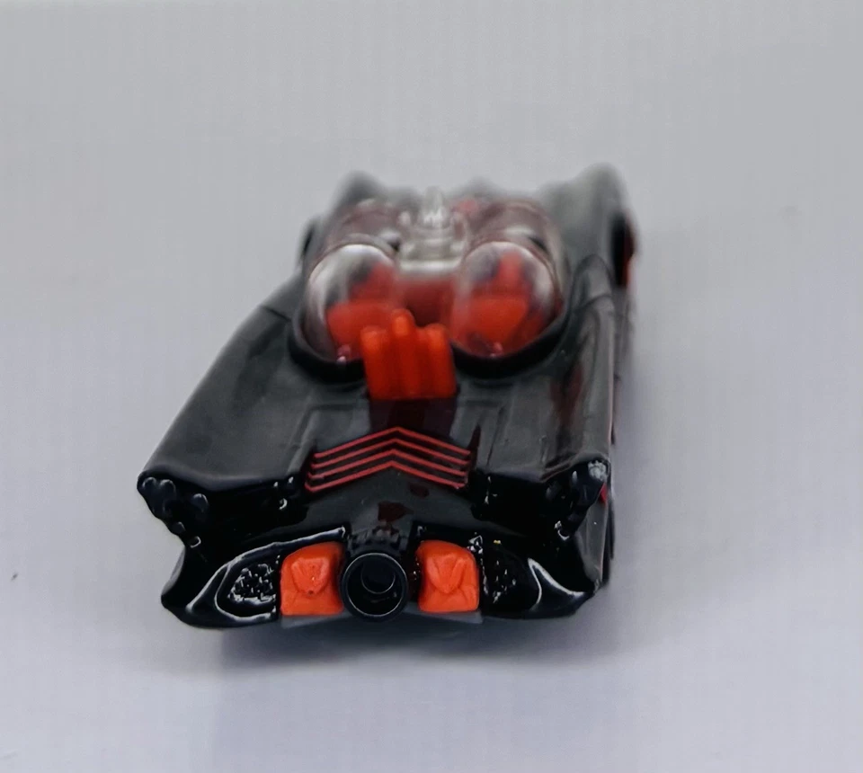 Hot Wheels 2007 New Models 1966 TV Series Batmobile Black Loose K6147  - Image 4 of 4