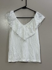 H M White Lace Short Sleeve Top Size Small. C6