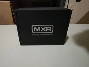 NEW MXR Ten Band EQ Pedal M108S  *FAST SHIPPING*