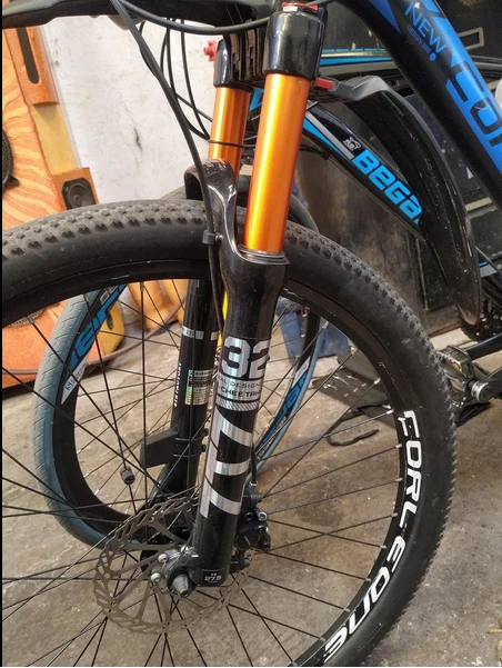 ZTZ 26/27.5/29" Air Suspension Fork 120mm Travel Rebound MTB Bike Forks 9mm QR - Image 2 of 4