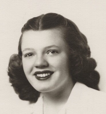 9C Photograph Vintage Studio Portrait Headshot Lovely Woman Pretty Lady 1930-40s