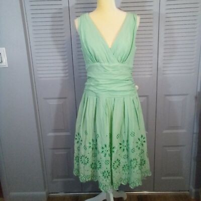 chinese dress ladies Caroline Appliqué Short Sleeve Midi Dress main image 1