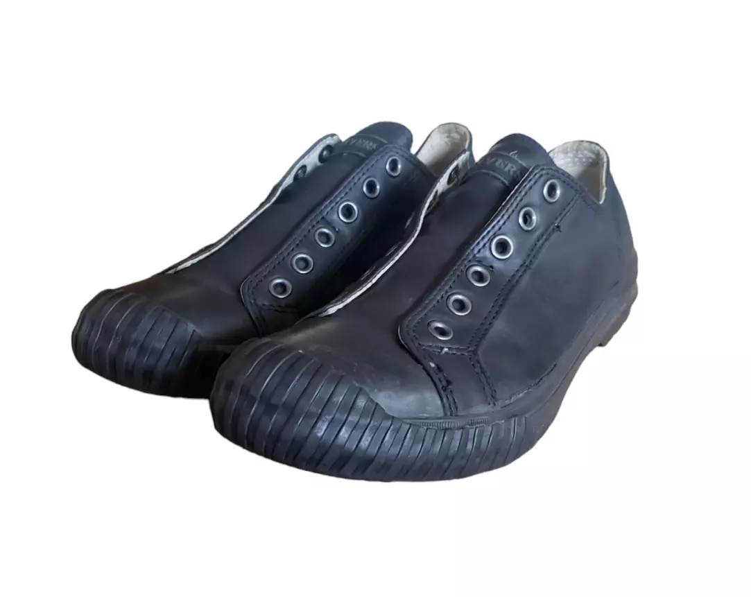 Converse john varvatos black on sale leather