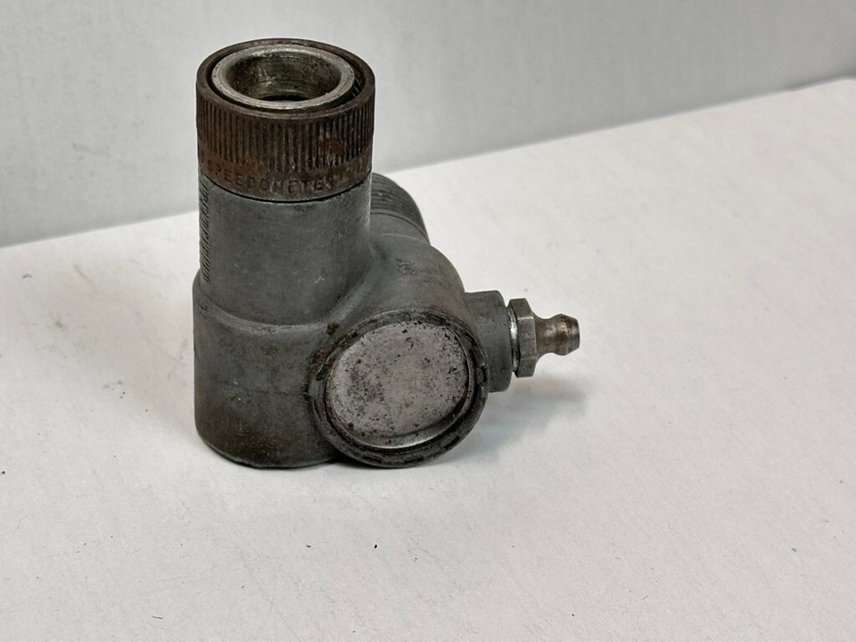 1970 Chevy Truck Speedometer Reducer GM 1563967 1 : .1214 90 degree | eBay