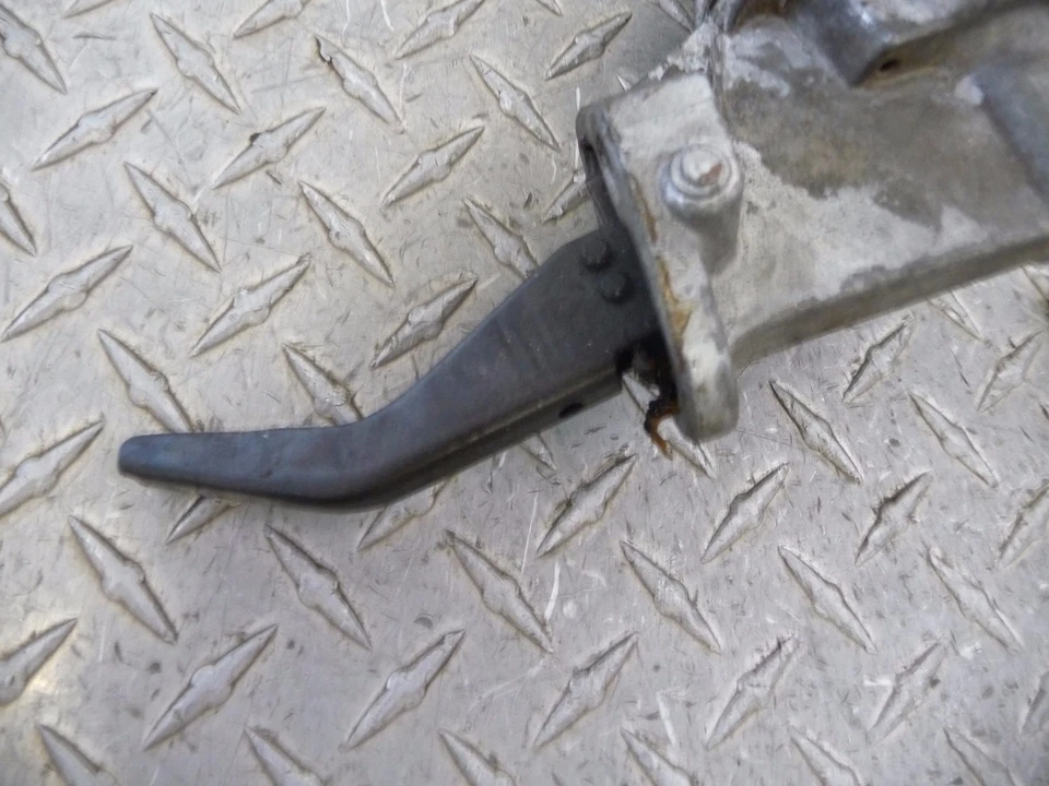 Механический топливный насос переменного тока Dodge D100 Sweptside со стеклянным топливным фильтром Carter - Изображение 4 из 4